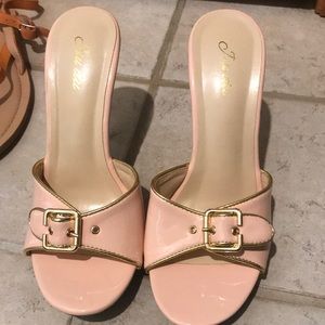 Jui Du mules never worn